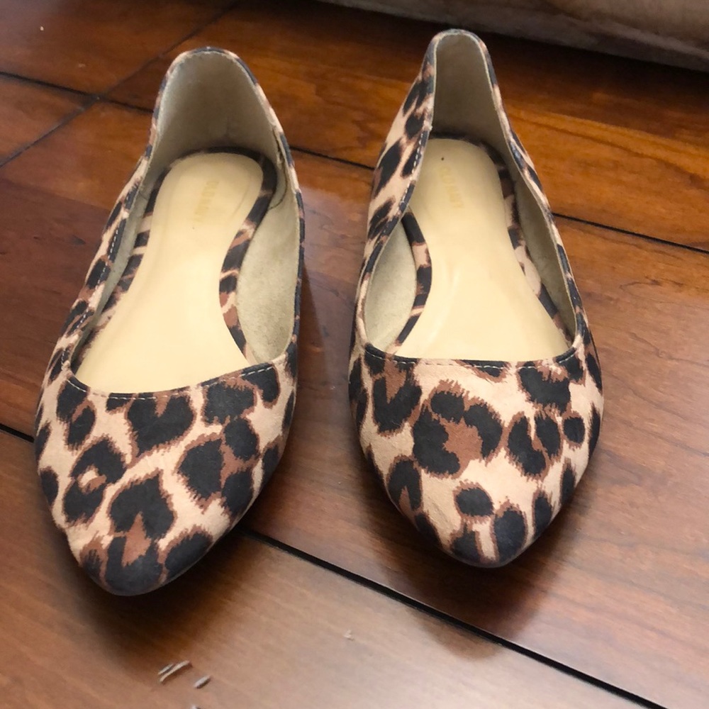 Old Navy Cheetah Flats Size 8 1/5